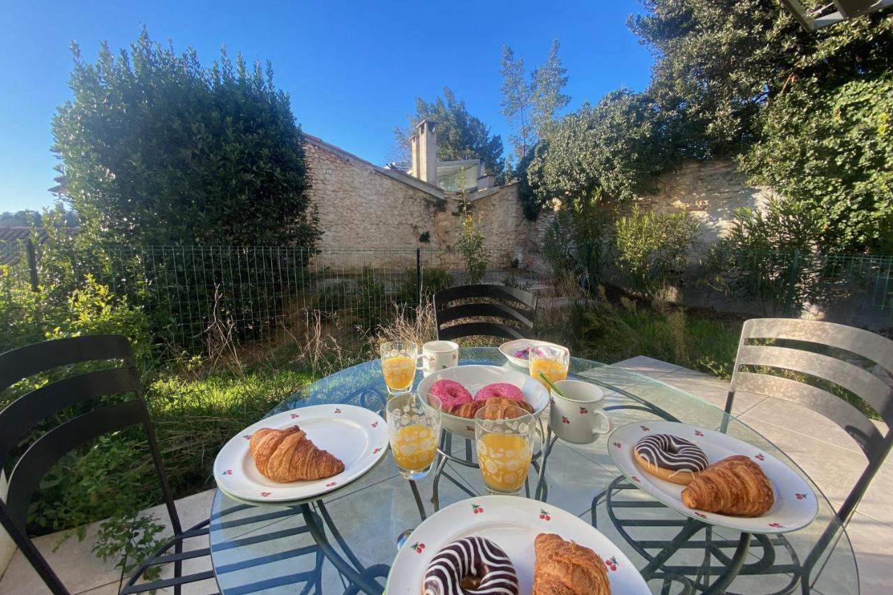 Appartamento Roche Blanche - Terrasse Et Parking Nîmes Esterno foto