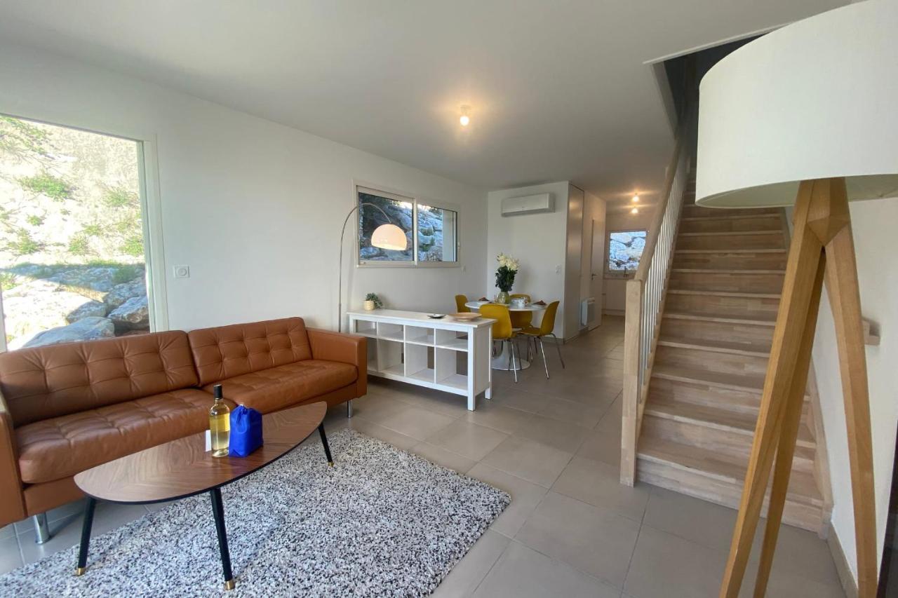 Appartamento Roche Blanche - Terrasse Et Parking Nîmes Esterno foto