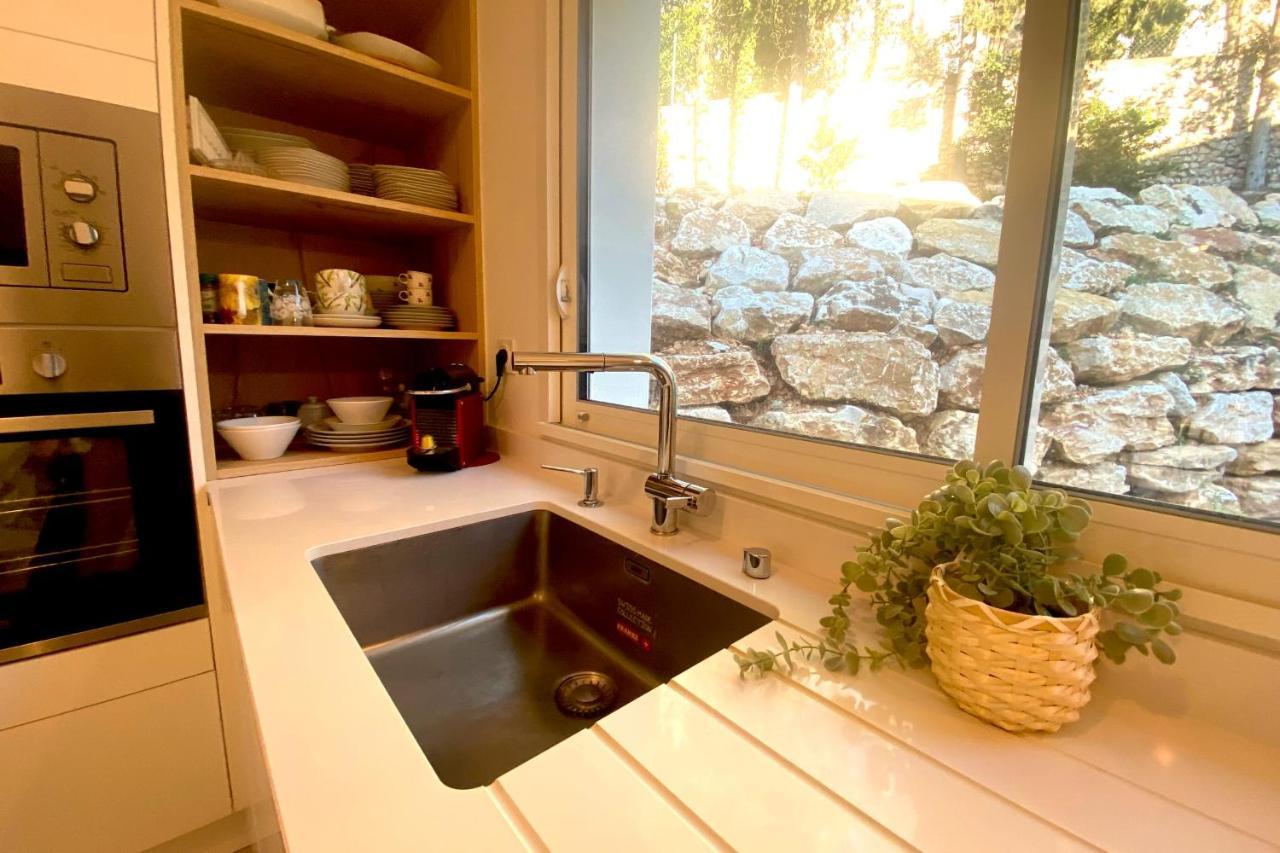Appartamento Roche Blanche - Terrasse Et Parking Nîmes Esterno foto
